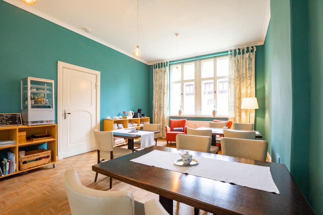 Hotel Kavaliershaus Krumke - Gaestehaus Im Schlosspark - Schluesselbox - Kein Tv Zewnętrze zdjęcie